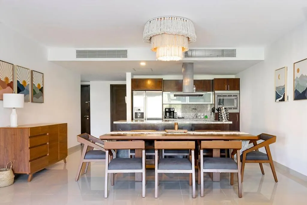Private Pool & Jacuzzi, By The Ocean, 2 Bdr Apt Playa del Carmen Mexiko