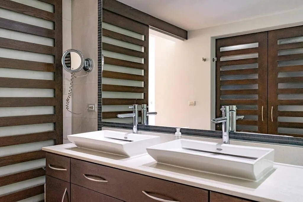 Private Pool & Jacuzzi, By The Ocean, 2 Bdr Apt Playa del Carmen 0*,  Mexiko