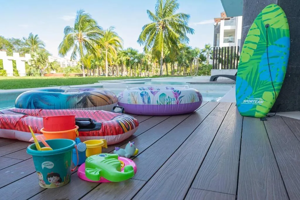 Private Pool & Jacuzzi, By The Ocean, 2 Bdr Apt Playa del Carmen 0*,  Mexico
