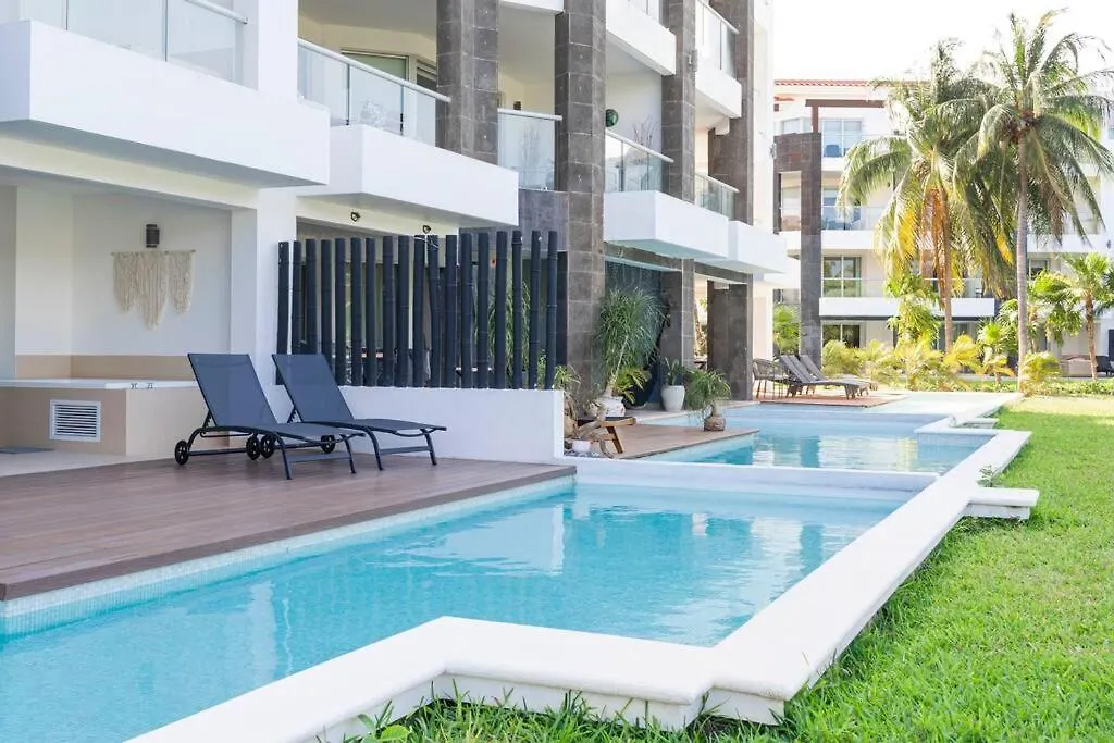 Private Pool & Jacuzzi, By The Ocean, 2 Bdr Apt Playa del Carmen Mexico