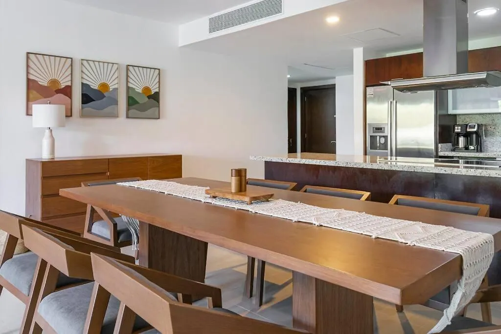 Apartment Private Pool & Jacuzzi, By The Ocean, 2 Bdr Apt Playa del Carmen Mexico